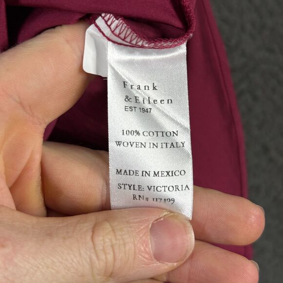 Frank & Eileen Shirt Womens Small Red Victoria Tuxedo Front Button Up Blouse - Picture 8 of 15